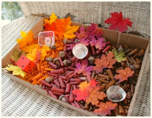 8 Easy Autumn Sensory Bin Ideas for Toddlers & Preschoolers